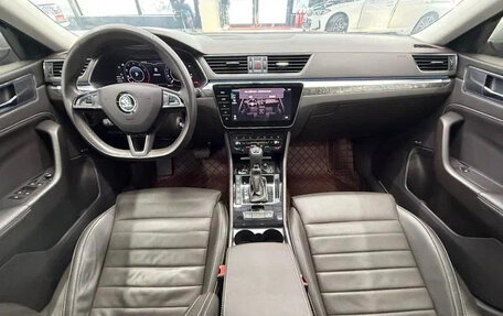Skoda Superb III рестайлинг, 2022 год, 1 730 000 рублей, 8 фотография