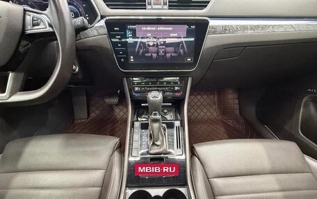 Skoda Superb III рестайлинг, 2022 год, 1 730 000 рублей, 10 фотография