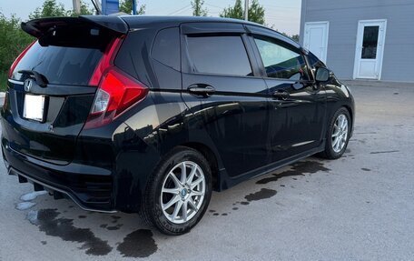 Honda Fit III, 2018 год, 1 250 000 рублей, 10 фотография