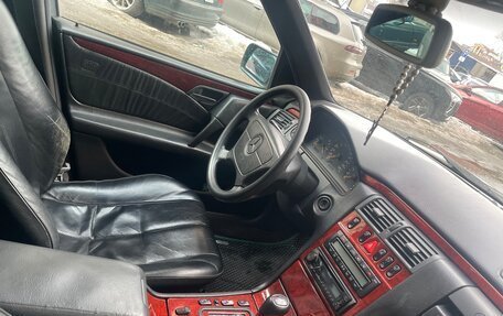 Mercedes-Benz E-Класс, 1998 год, 470 000 рублей, 4 фотография