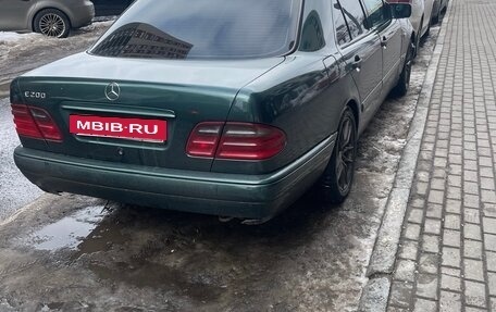 Mercedes-Benz E-Класс, 1998 год, 470 000 рублей, 6 фотография
