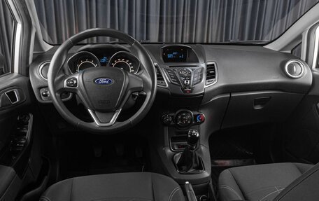 Ford Fiesta, 2016 год, 899 000 рублей, 6 фотография