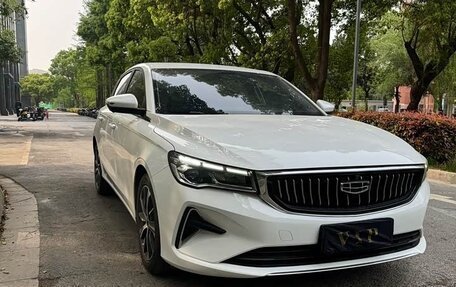 Geely Emgrand, 2022 год, 860 000 рублей, 3 фотография
