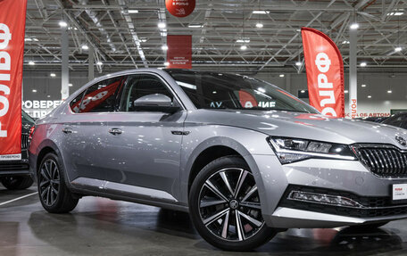 Skoda Superb III рестайлинг, 2024 год, 3 198 600 рублей, 7 фотография
