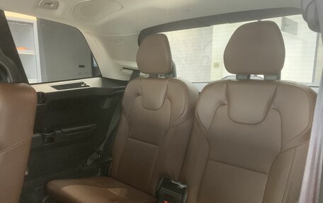 Volvo XC90 II рестайлинг, 2017 год, 3 450 000 рублей, 7 фотография