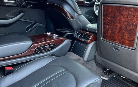 Audi A8, 2013 год, 1 450 000 рублей, 28 фотография