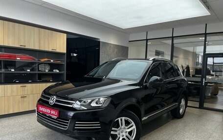 Volkswagen Touareg III, 2012 год, 1 880 000 рублей, 1 фотография