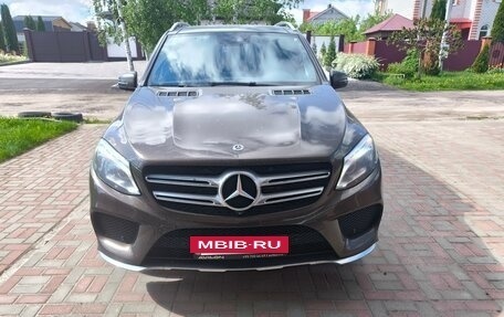 Mercedes-Benz GLE, 2017 год, 4 200 000 рублей, 10 фотография