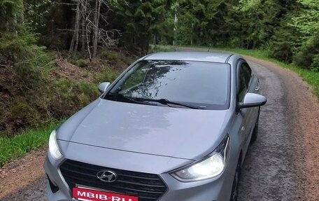 Hyundai Solaris II рестайлинг, 2018 год, 1 250 000 рублей, 2 фотография