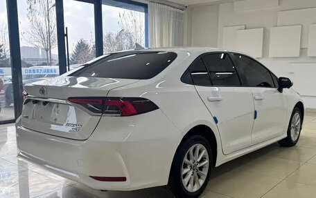Toyota Corolla, 2021 год, 1 300 000 рублей, 5 фотография