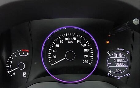 Honda Vezel, 2022 год, 1 300 000 рублей, 12 фотография