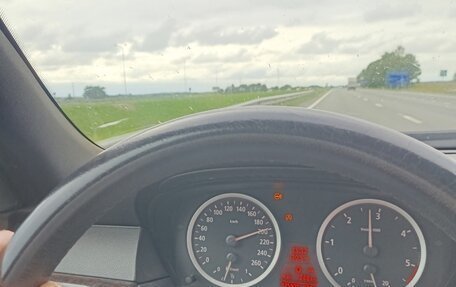 BMW 5 серия, 2003 год, 970 000 рублей, 5 фотография