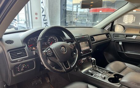 Volkswagen Touareg III, 2012 год, 1 880 000 рублей, 7 фотография