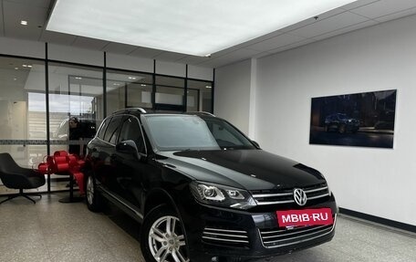 Volkswagen Touareg III, 2012 год, 1 880 000 рублей, 3 фотография