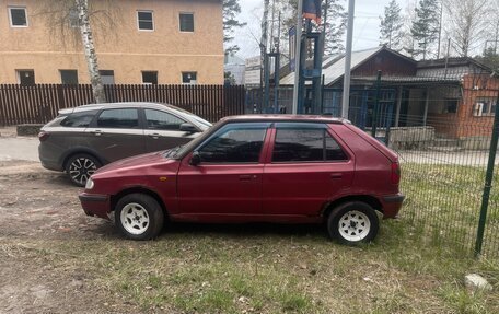 Skoda Felicia I рестайлинг, 1998 год, 90 000 рублей, 3 фотография