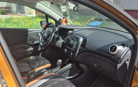 Renault Kaptur I рестайлинг, 2021 год, 2 000 000 рублей, 7 фотография