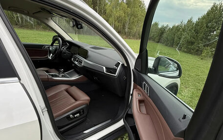BMW X5, 2018 год, 5 600 000 рублей, 13 фотография
