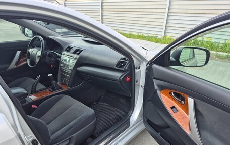 Toyota Camry, 2008 год, 1 350 000 рублей, 12 фотография