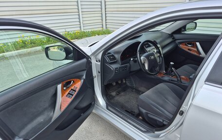 Toyota Camry, 2008 год, 1 350 000 рублей, 11 фотография