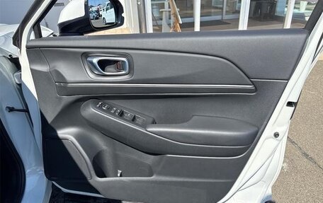 Honda Vezel, 2023 год, 2 053 000 рублей, 9 фотография