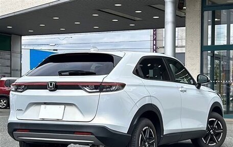 Honda Vezel, 2023 год, 2 053 000 рублей, 5 фотография