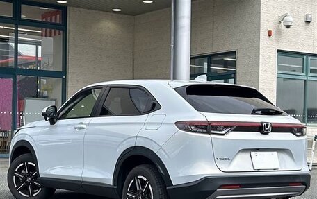 Honda Vezel, 2023 год, 2 053 000 рублей, 7 фотография