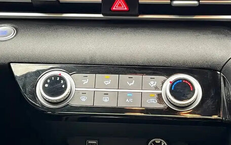 Hyundai Elantra, 2023 год, 1 350 000 рублей, 13 фотография