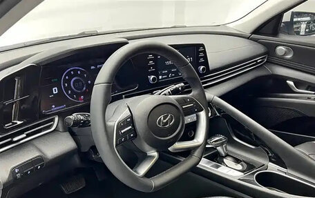 Hyundai Elantra, 2023 год, 1 350 000 рублей, 25 фотография