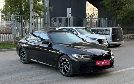 BMW 5 серия, 2020 год, 5 300 000 рублей, 2 фотография