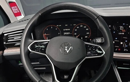 Volkswagen Touareg III, 2024 год, 8 750 000 рублей, 7 фотография