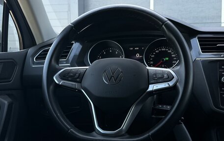 Volkswagen Tiguan II, 2021 год, 2 860 000 рублей, 12 фотография
