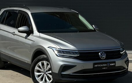 Volkswagen Tiguan II, 2021 год, 2 860 000 рублей, 4 фотография