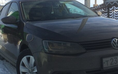 Volkswagen Jetta VI, 2012 год, 1 100 000 рублей, 1 фотография