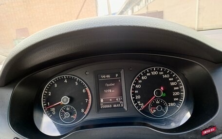 Volkswagen Jetta VI, 2013 год, 700 000 рублей, 1 фотография
