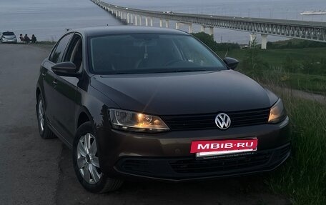 Volkswagen Jetta VI, 2012 год, 1 100 000 рублей, 4 фотография