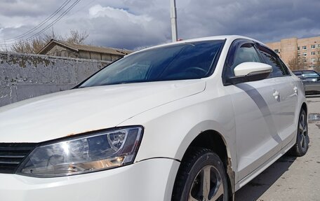 Volkswagen Jetta VI, 2013 год, 700 000 рублей, 27 фотография