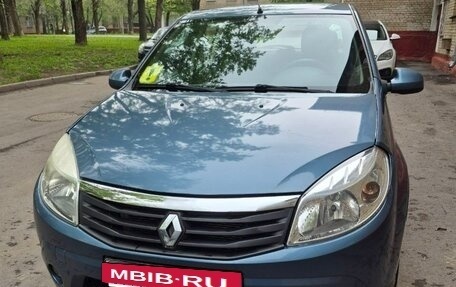 Renault Sandero I, 2011 год, 575 000 рублей, 3 фотография