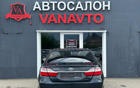 Toyota Camry, 2017 год, 2 380 000 рублей, 7 фотография
