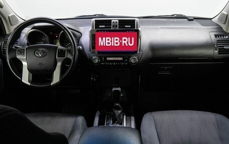 Toyota Land Cruiser Prado 150 рестайлинг 2, 2014 год, 4 100 000 рублей, 20 фотография