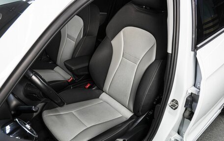Audi A1, 2012 год, 1 390 000 рублей, 13 фотография