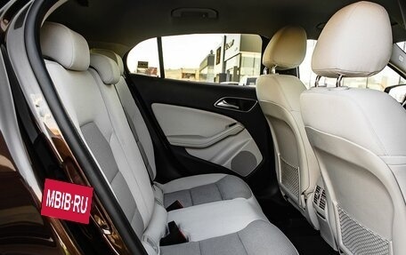 Mercedes-Benz GLA, 2014 год, 1 850 000 рублей, 14 фотография