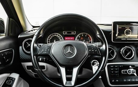 Mercedes-Benz GLA, 2014 год, 1 850 000 рублей, 22 фотография