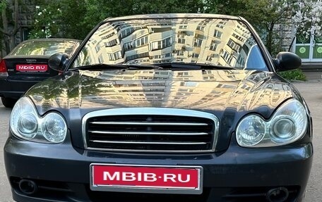 Hyundai Sonata IV рестайлинг, 2006 год, 550 000 рублей, 1 фотография