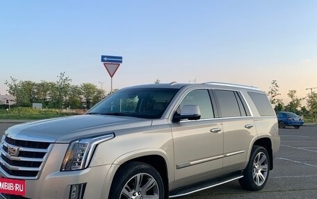Cadillac Escalade IV, 2016 год, 5 200 000 рублей, 2 фотография
