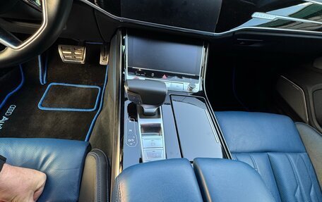 Audi A8, 2019 год, 9 900 000 рублей, 12 фотография