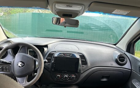 Renault Kaptur I рестайлинг, 2017 год, 1 050 000 рублей, 9 фотография