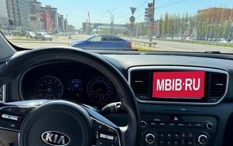 KIA Sportage IV рестайлинг, 2021 год, 2 750 000 рублей, 5 фотография