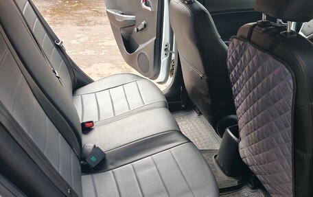 KIA Rio III рестайлинг, 2015 год, 1 034 000 рублей, 6 фотография