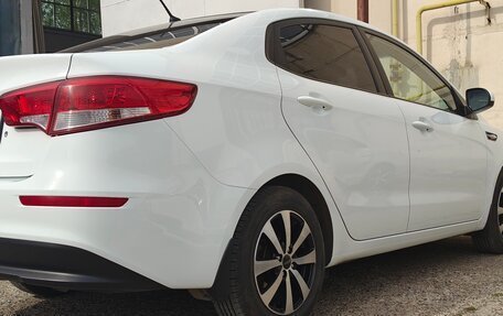 KIA Rio III рестайлинг, 2015 год, 1 034 000 рублей, 3 фотография