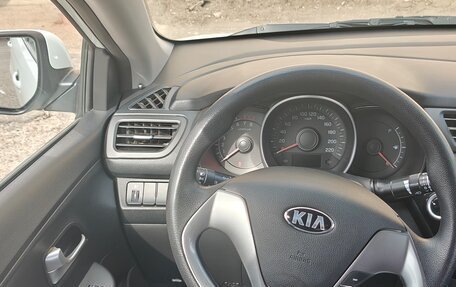 KIA Rio III рестайлинг, 2015 год, 1 034 000 рублей, 22 фотография